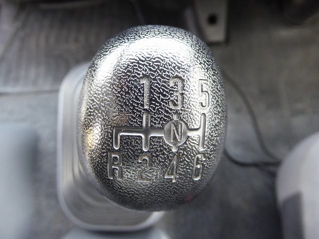 中古トラック いすゞ冷凍バン #18