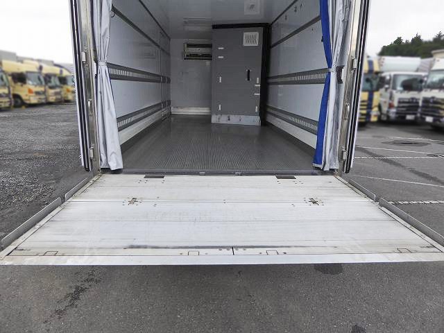 中古トラック いすゞ冷凍バン #6