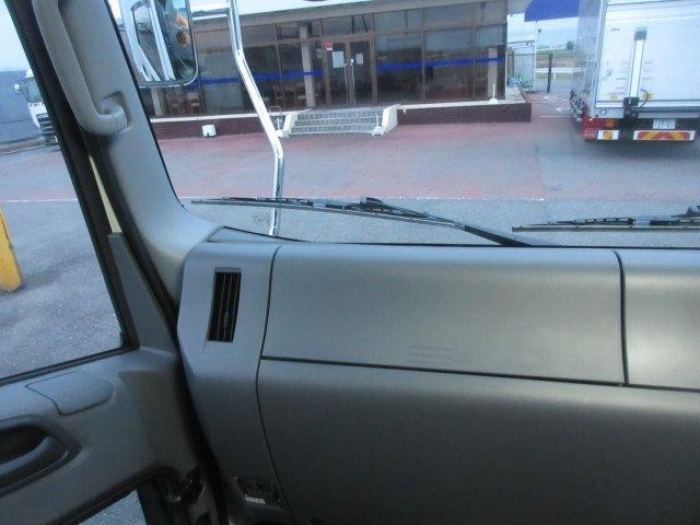 中古トラック いすゞ冷蔵冷凍車 #14