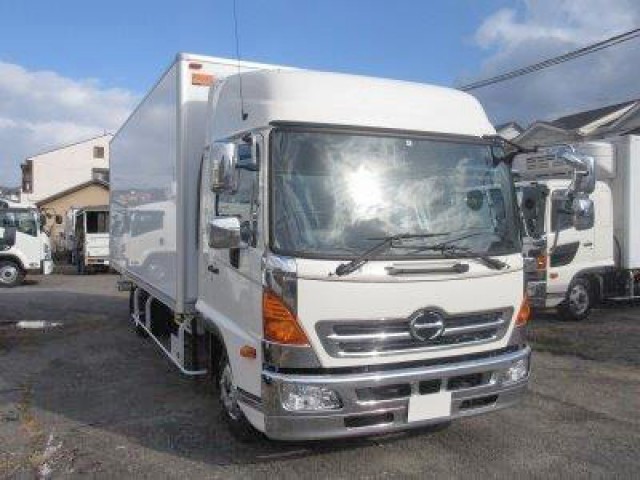 中古トラック 日野冷蔵冷凍車 #2
