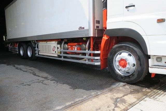 中古トラック 日野冷凍バン #13