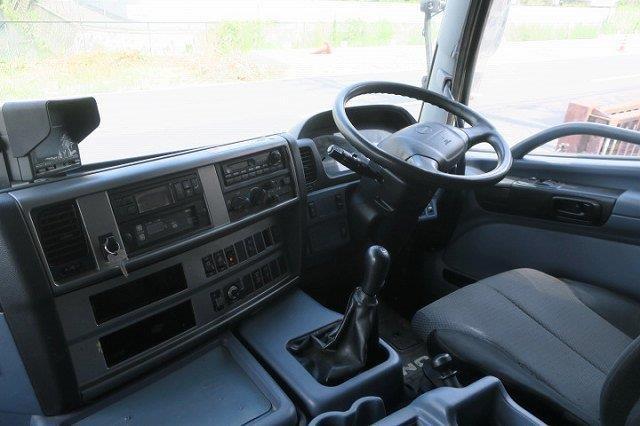 中古トラック 日野冷凍バン #17