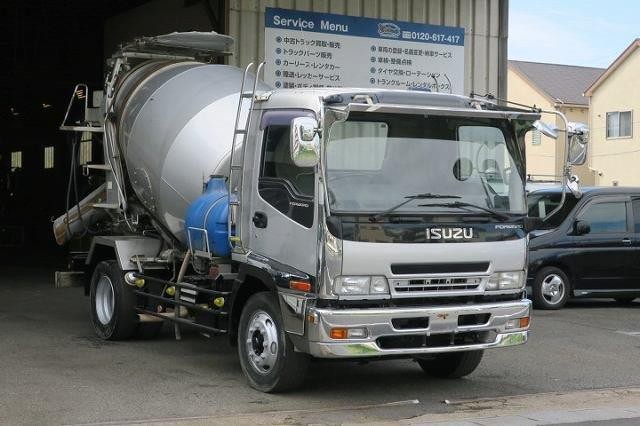 中古トラック いすゞミキサー車 #2