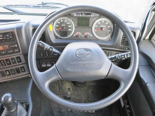 中古トラック 日野冷凍バン #17