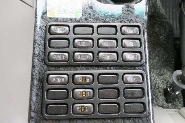 中古トラック 三菱ふそうアルミウィング #24