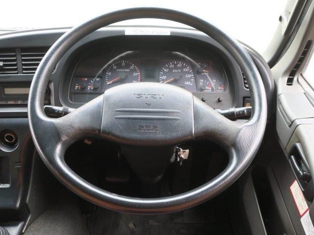 中古トラック いすゞ冷凍バン ＃17