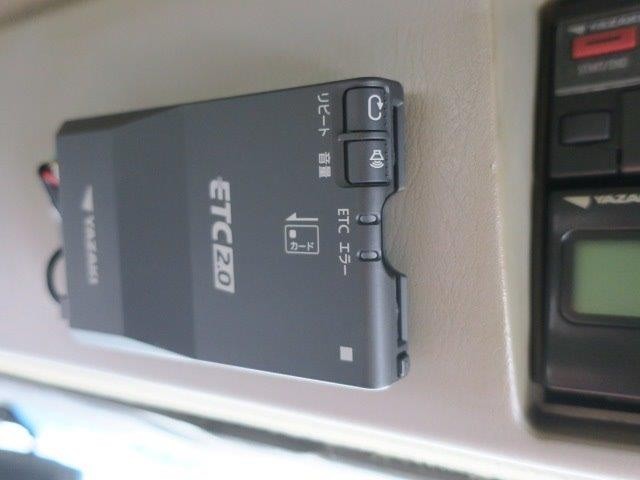 中古トラック いすゞ冷凍バン #22