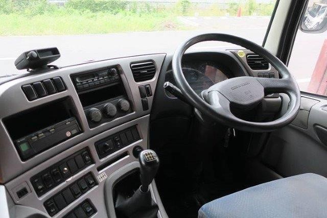 中古トラック UDトラックスアルミウィング ＃15