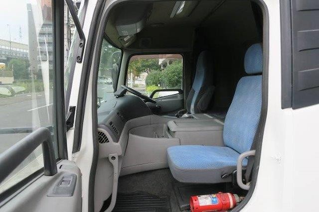 中古トラック UDトラックスアルミウィング ＃22