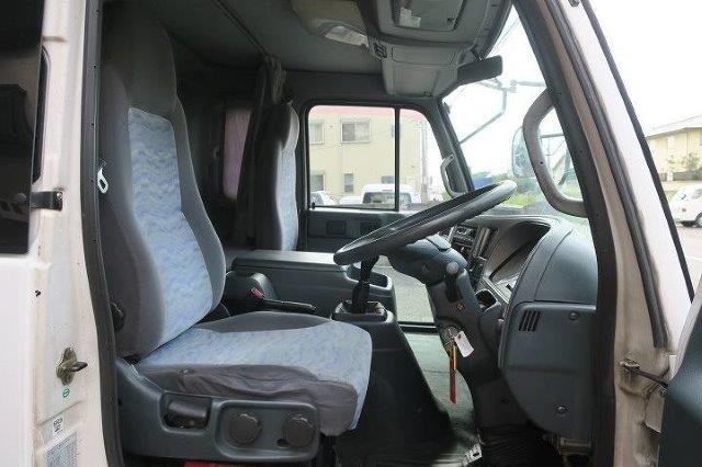 中古トラック UDトラックスアルミウィング #12