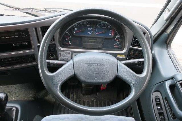 中古トラック UDトラックスアルミウィング #15