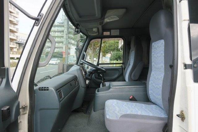 中古トラック UDトラックスアルミウィング #22