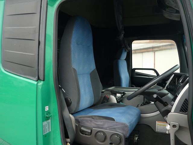 中古トラック UDトラックストラクタヘッド #15