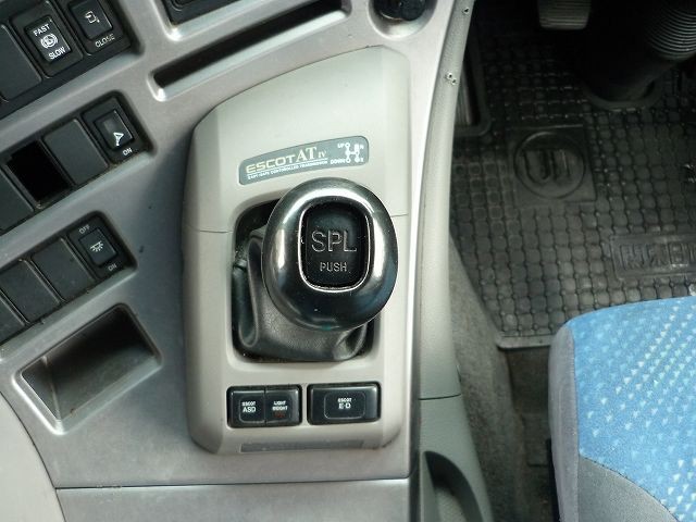 中古トラック UDトラックストラクタヘッド #19