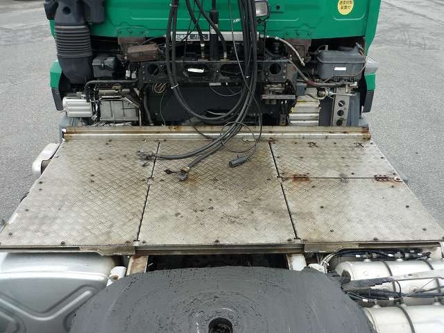 中古トラック UDトラックストラクタヘッド #7