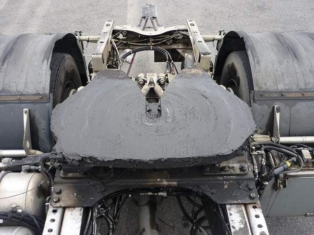 中古トラック UDトラックストラクタヘッド #8