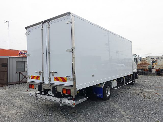 中古トラック いすゞ冷凍バン #3