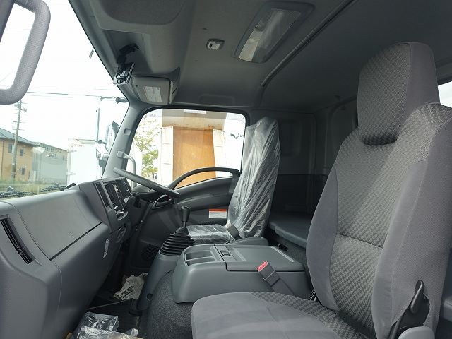 中古トラック いすゞ冷凍バン #23