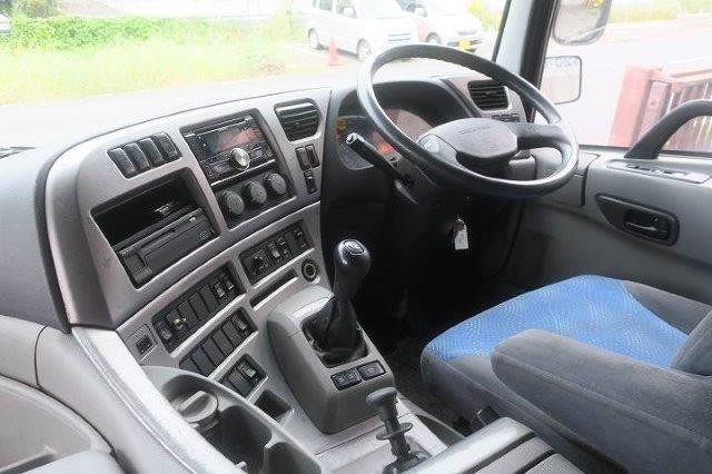 中古トラック UDトラックス平ボディアルミブロック #16