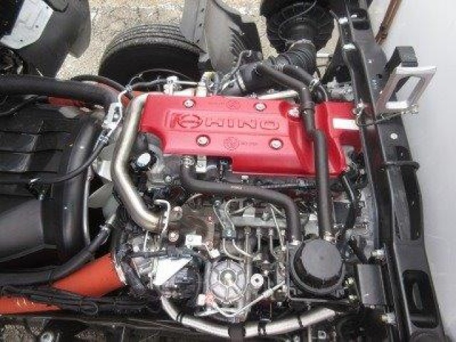 中古トラック 日野冷蔵冷凍車 #9
