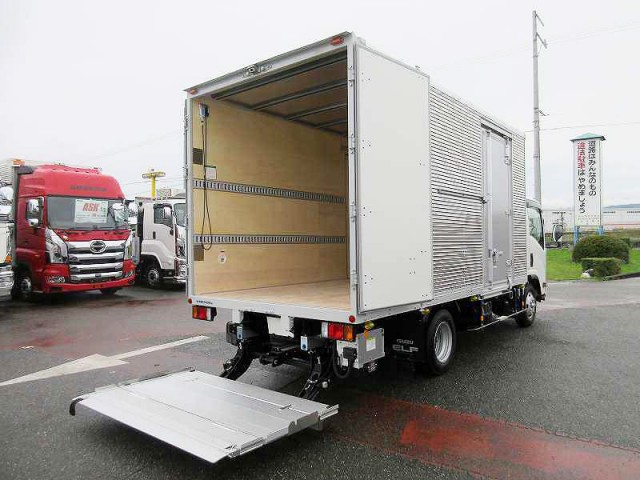 中古トラック いすゞアルミバン #9