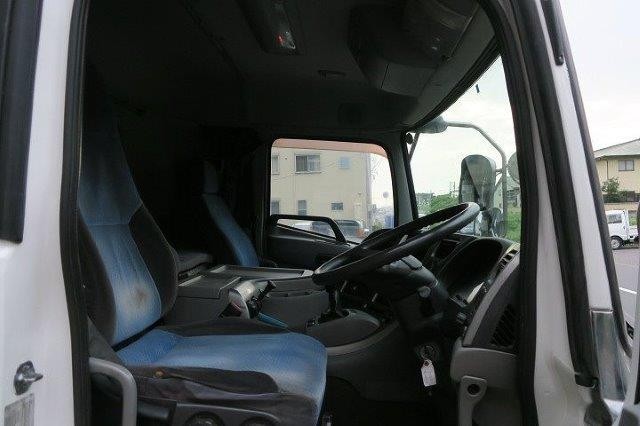 中古トラック UDトラックストラクタヘッド #11