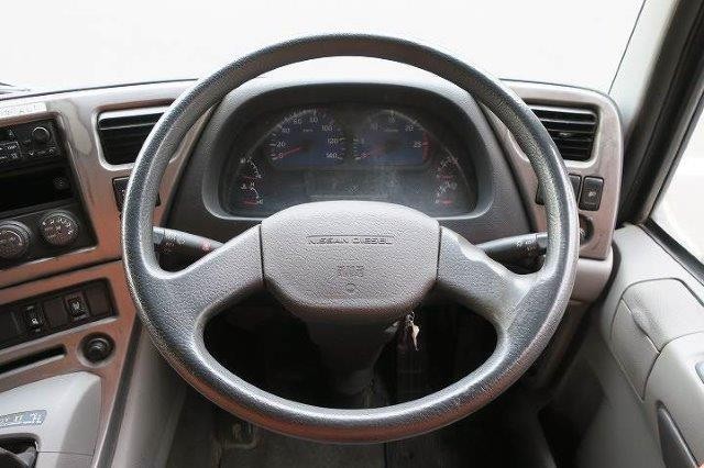 中古トラック UDトラックストラクタヘッド #14