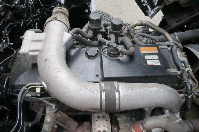 中古トラック UDトラックストラクタヘッド #9