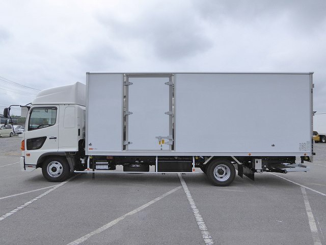 中古トラック 日野冷凍バン #5