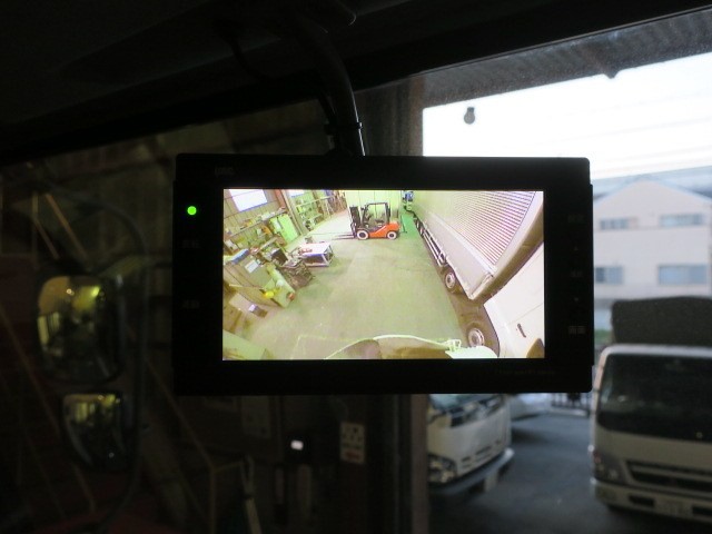 中古トラック いすゞコンクリートミキサー車 #17