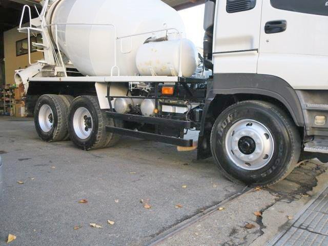 中古トラック いすゞコンクリートミキサー車 #8