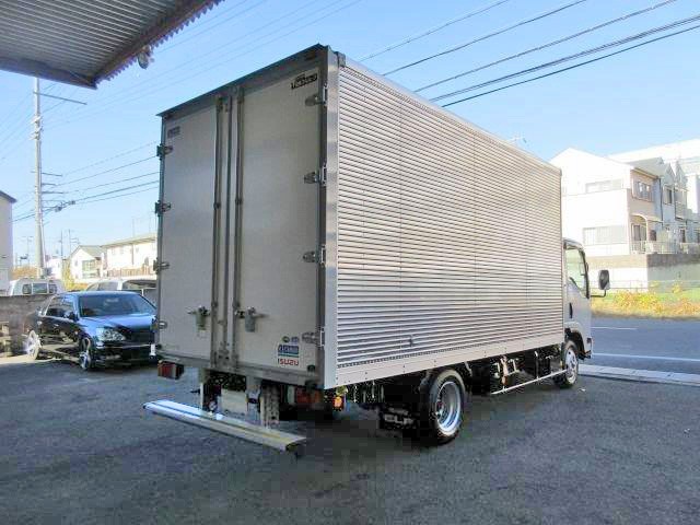 中古トラック いすゞアルミバン ＃3