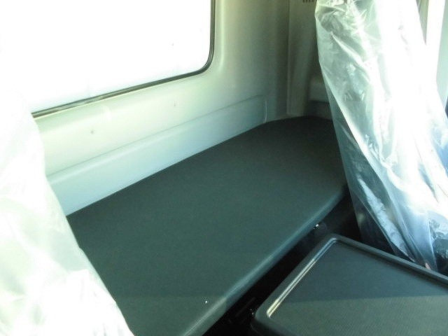 中古トラック 日野冷凍バン #24