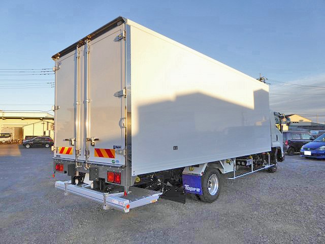中古トラック いすゞ冷凍バン #3
