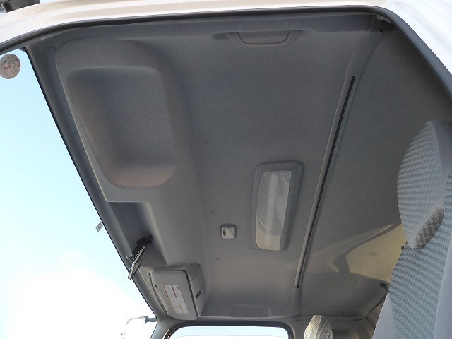 中古トラック いすゞ冷凍バン #21