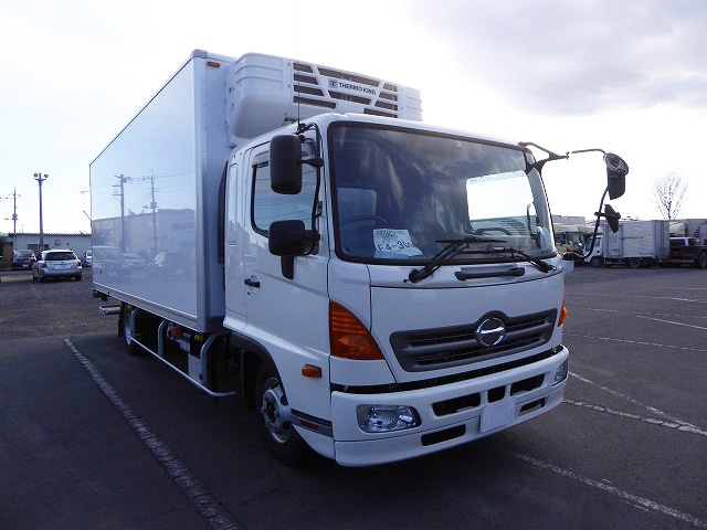 中古トラック 日野冷凍バン #2