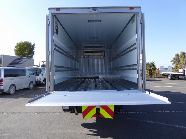 中古トラック 日野冷凍バン #9