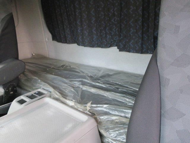 中古トラック UDトラックス平ボディアルミブロック #22