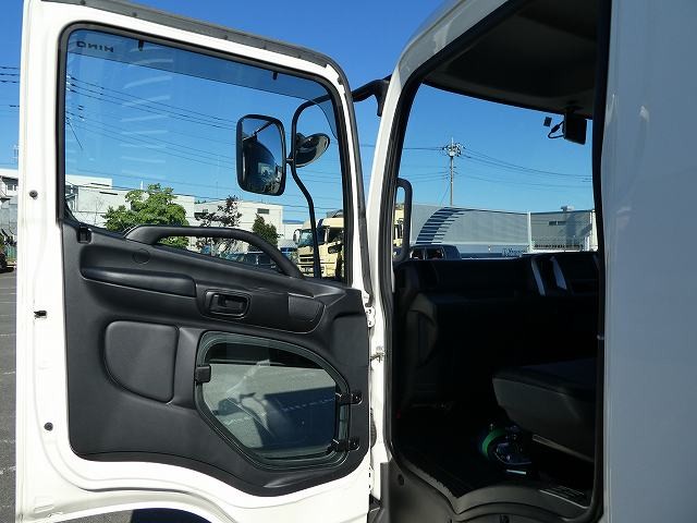 中古トラック 日野アルミバン #20