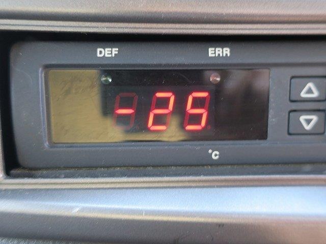 中古トラック 日野冷凍バン #19