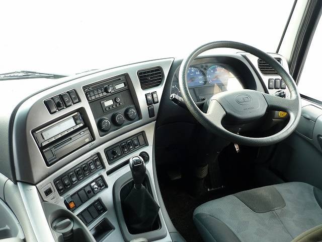 中古トラック UDトラックストラクタヘッド #14