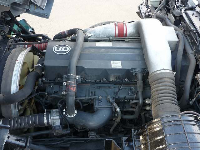 中古トラック UDトラックストラクタヘッド #8