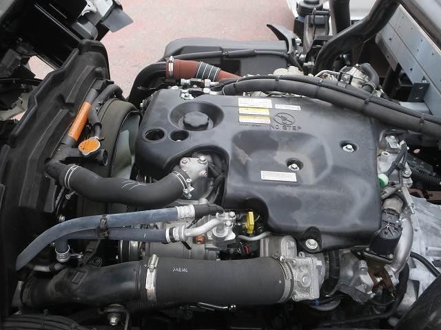 中古トラック いすゞ冷凍バン #11