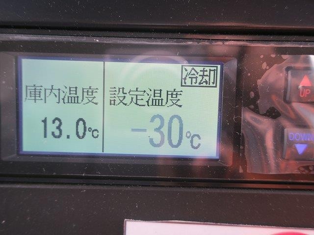 中古トラック いすゞ冷凍バン #19