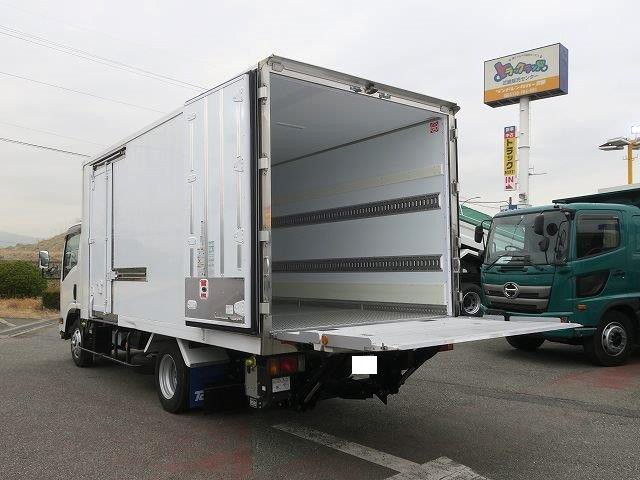 中古トラック いすゞ冷凍バン #9