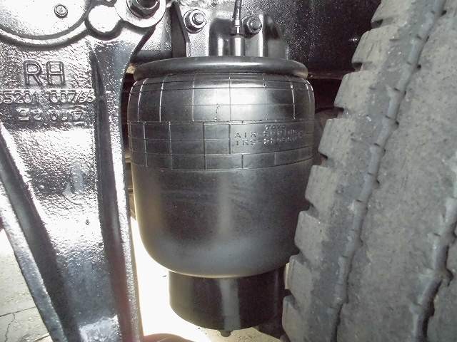 中古トラック UDトラックスクレーン付アルミブロック #12