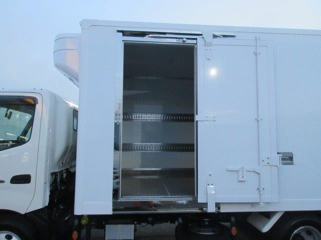 中古トラック 日野冷凍バン #10