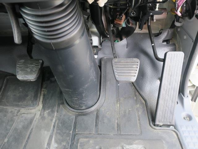 いすゞ小型アルミバン