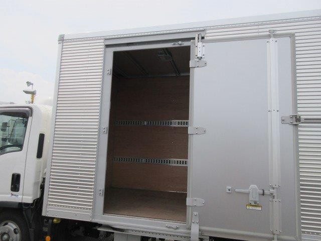 中古トラック いすゞアルミバン #9