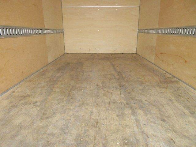 中古トラック いすゞアルミバン #8